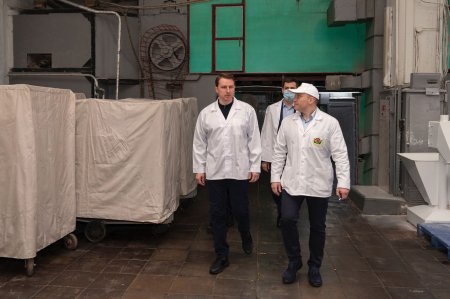 Дефицита хлеба не будет! Глава города-курорта Сочи Алексей Копайгородский посетил Сочинский хлебокомбинат